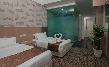 E-Red Hotel Melaka Hotel 4*
