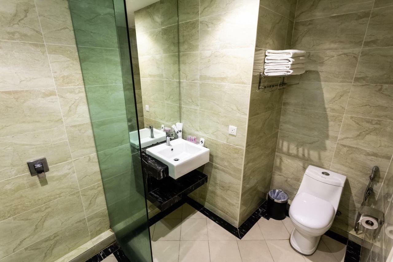 E-Red Hotel Melaka Hotel 4*