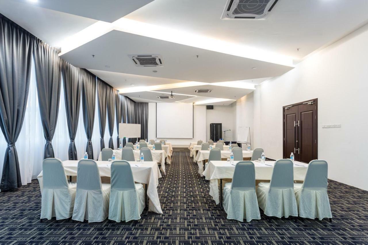 E-Red Hotel Melaka Malacca