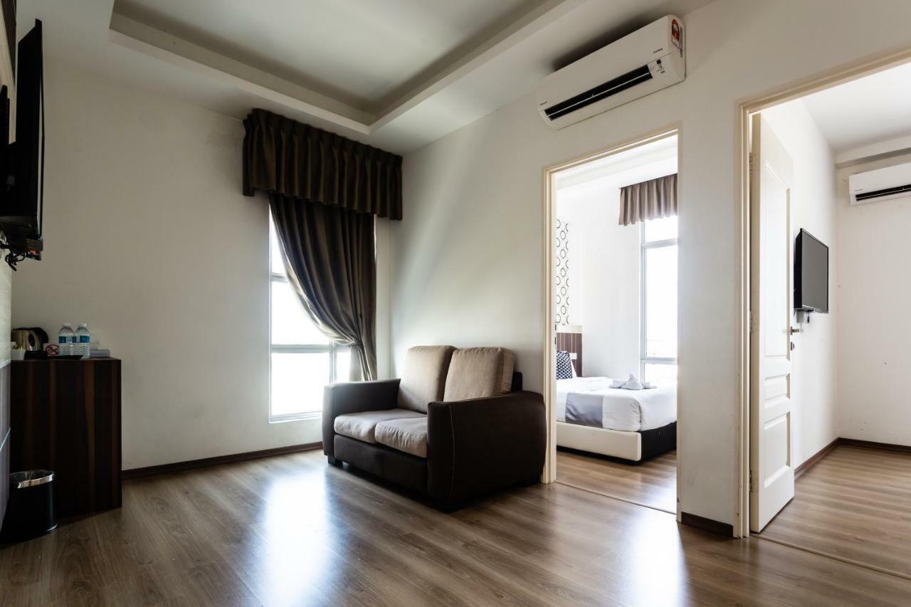 E-Red Hotel Melaka